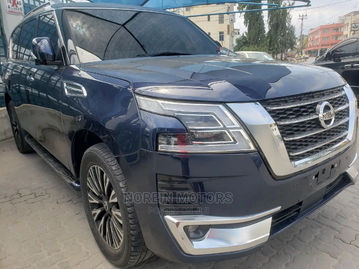 Nissan Patrol 2016 Green