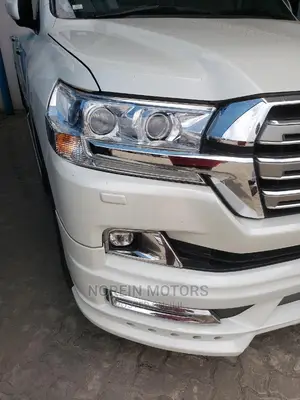 Toyota Land Cruiser Prado 3.0 D-4d (190 Hp) 7 Seats 2015 White