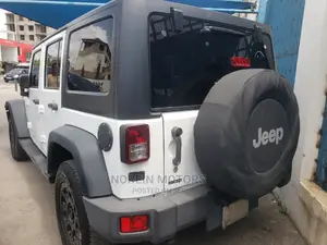Jeep Wrangler 2015 Off White
