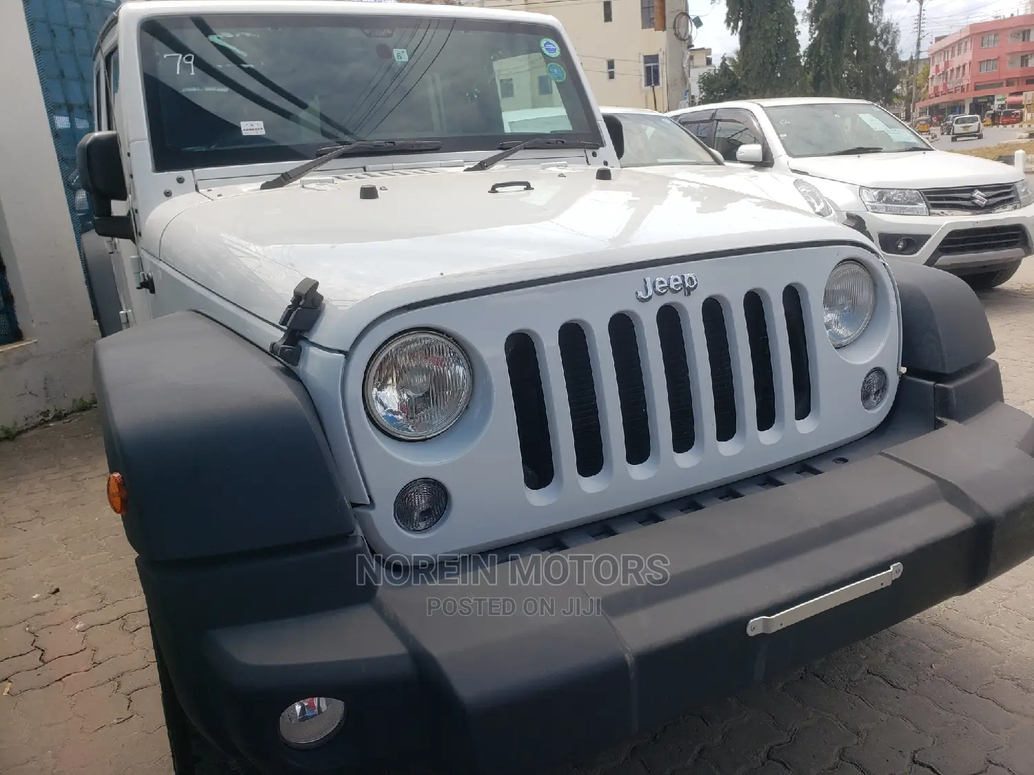 Jeep Wrangler 2015 Off White