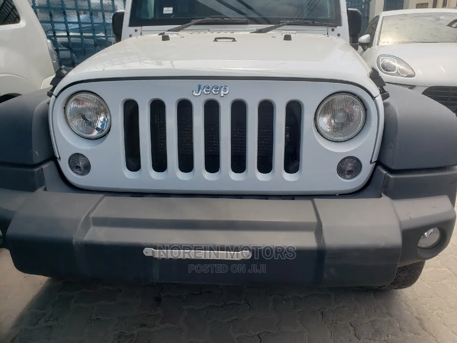Jeep Wrangler 2015 Off White
