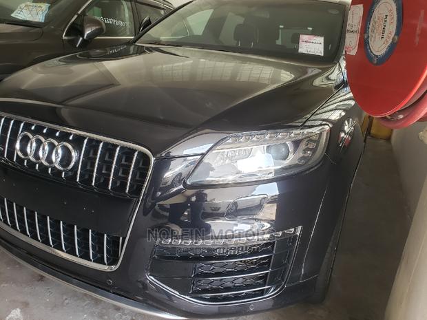 Audi Q7 2017 Black - thumbnail 3