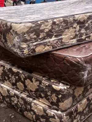 Loving This Color! 10inch Queen Size (5*6) HDQ Mattresses