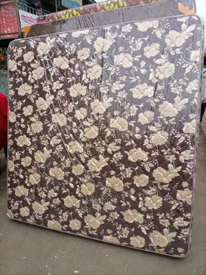 Loving This Color! 10inch Queen Size (5*6) HDQ Mattresses