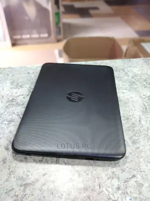 Laptop HP Stream Laptop 4GB Intel Celeron SSD 60GB