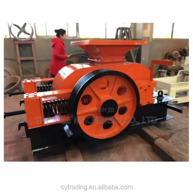 Double Tooth Roller Crusher For Sale - main view