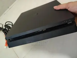 Slim Console, Ps4 Slightly Used