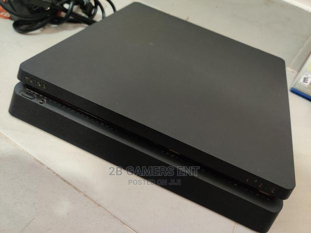 Slim Console, Ps4 Slightly Used - thumbnail 5