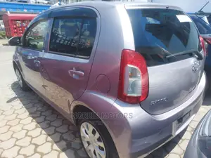 Toyota Passo 2015 Pink