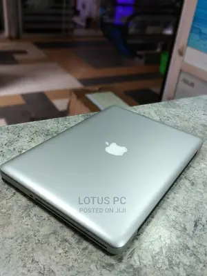 Laptop Apple MacBook Pro 2012 4GB Intel Core I5 HDD 500GB