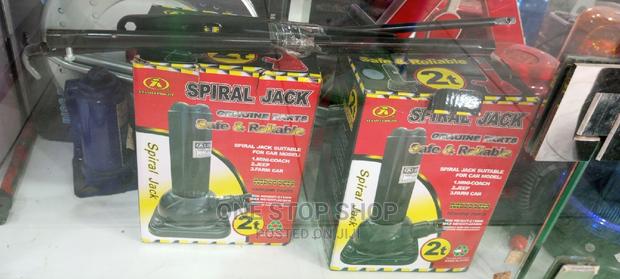 2ton Universal Spiral Jack - main view