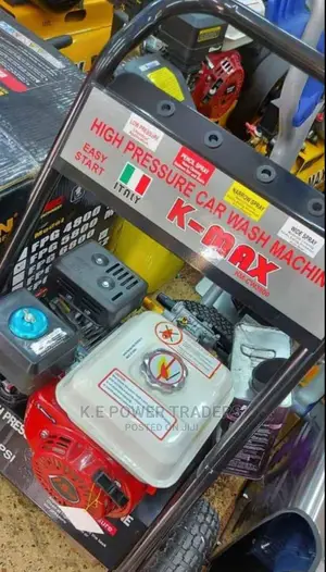 Cleaning Car Wash Machine