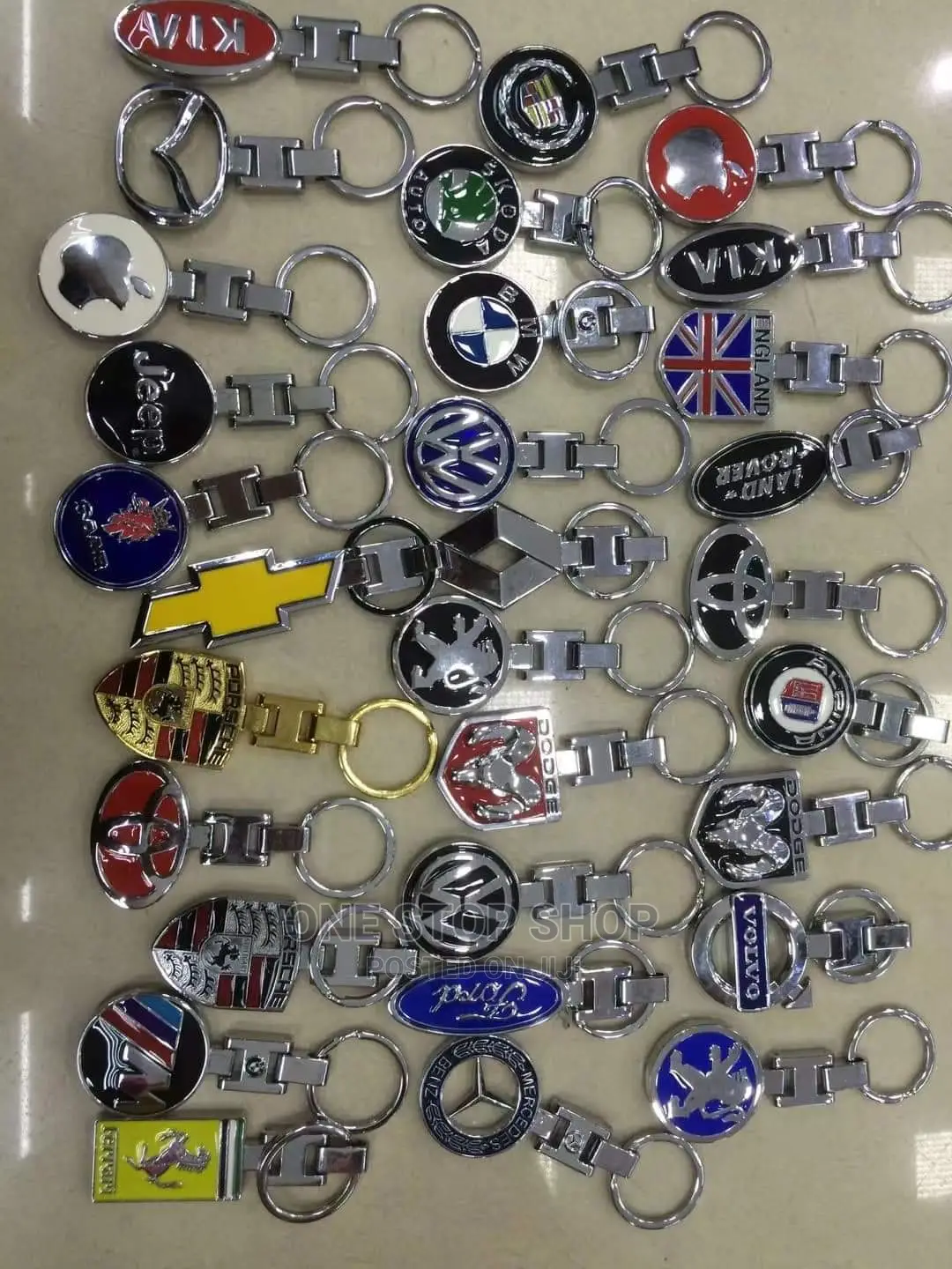Different Car Models Keyholder Chains
