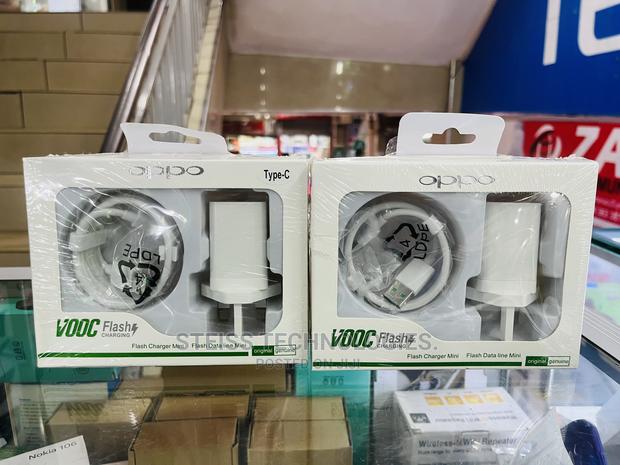 Oppo Fast Chargers. - thumbnail 2