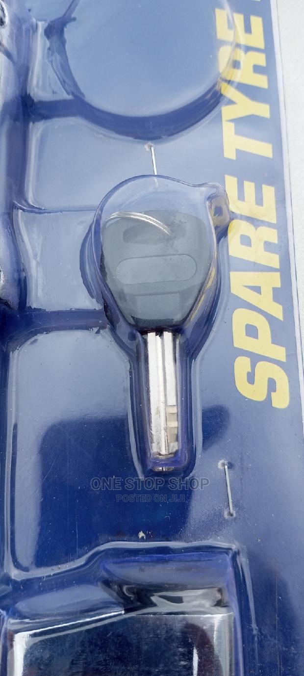 Security Universal Spare Tire Lock - thumbnail 3