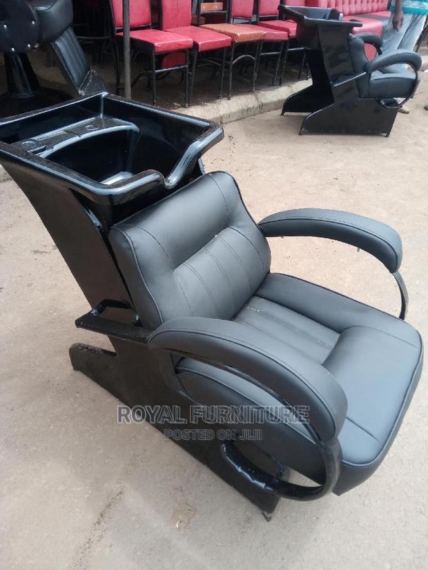 Salon Sink - main view