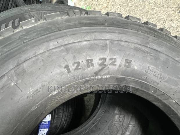 12R22.5 Tracmax - thumbnail 3