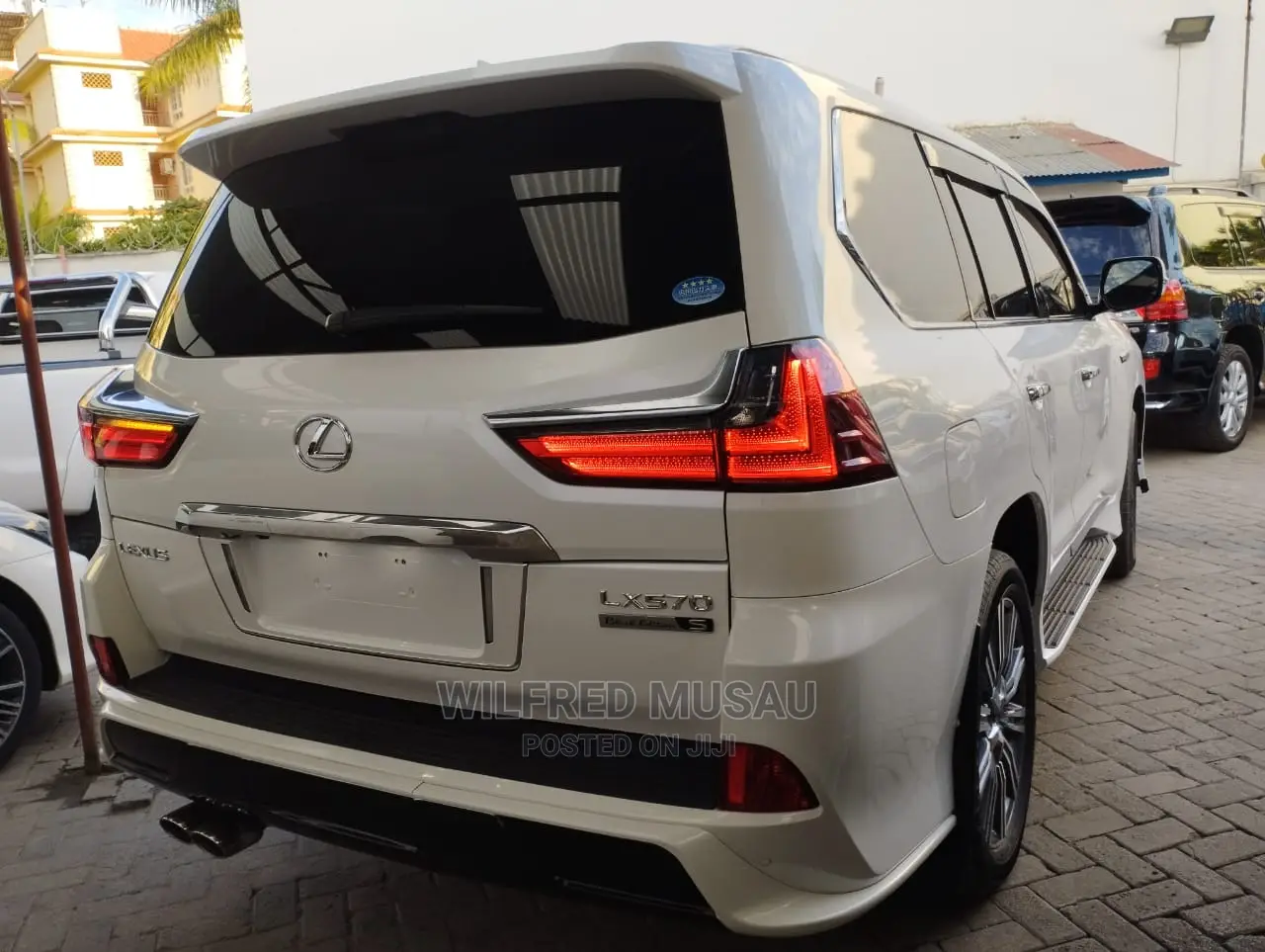 Toyota Land Cruiser 2017 White