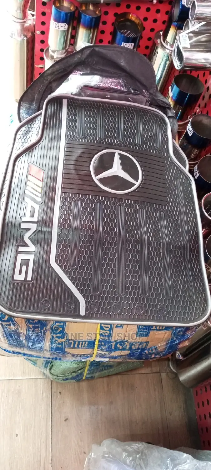 Mercedes Logo Rubber Mats 5pcs