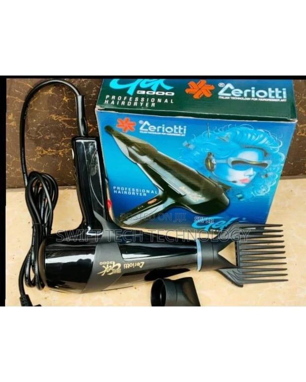 Brand New Zeriotti Blowdryer - main view