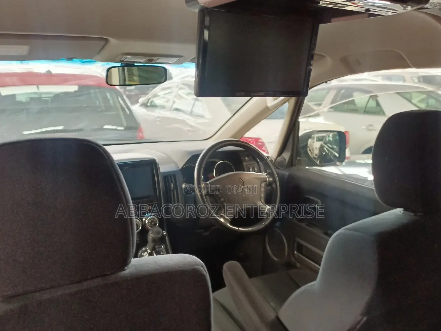 Mitsubishi Delica 2015 Silver