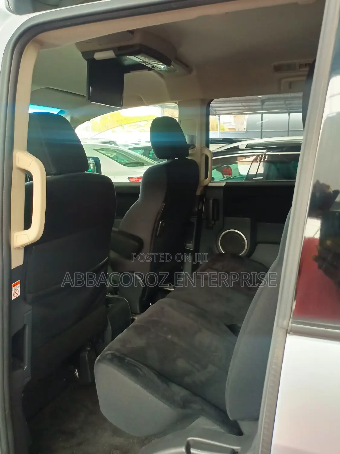 Mitsubishi Delica 2015 Silver