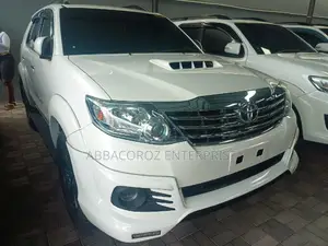 Toyota Fortuner 3.0 D Turbo AWD 2015 White