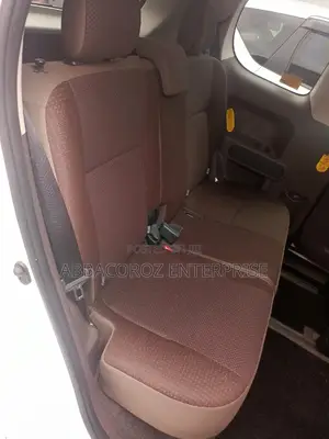 Toyota Porte 1.5 AWD 2017 White
