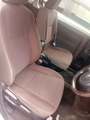 Toyota Porte 1.5 AWD 2017 White