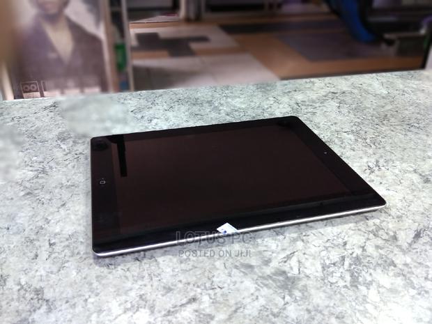 Apple iPad 2 Wi-Fi 16 GB Silver