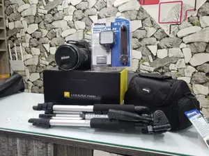 Nikon P1000 Pro 4k Camera With Tripod