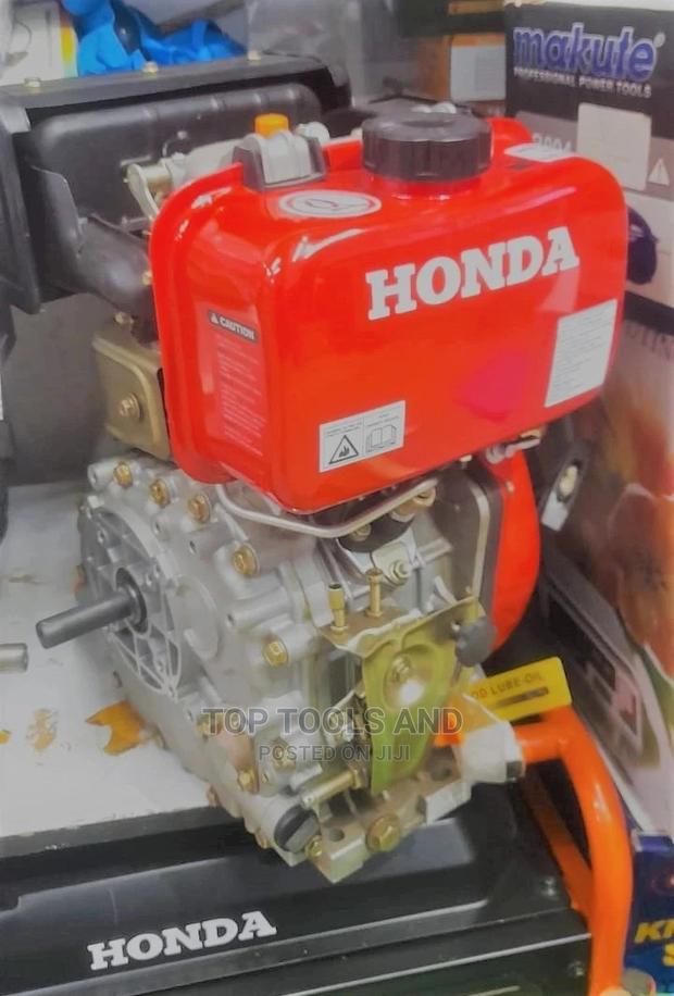 Honda Diesel Engine 14hp - main view