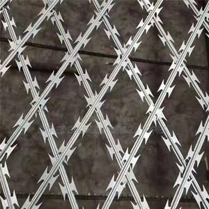 Welded Razor Wire Mesh Roll (4feet*30mtrs) - thumbnail 2