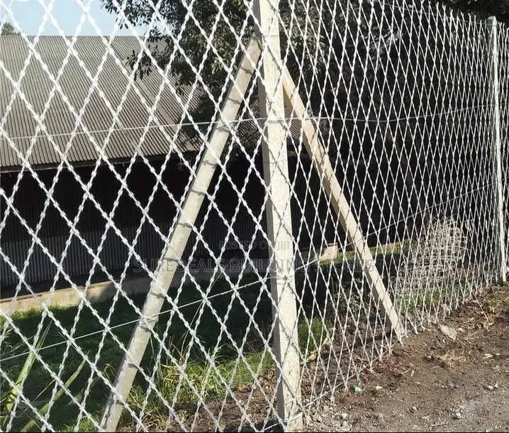 Galvanized Welded Razor Mesh Fence(5feet*15mtrs)