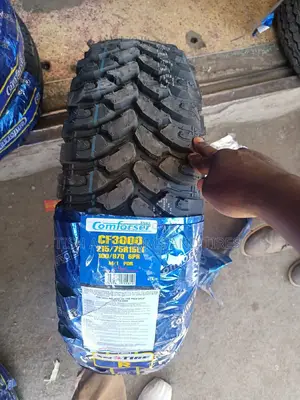 215/75r15 Comfoser M/T