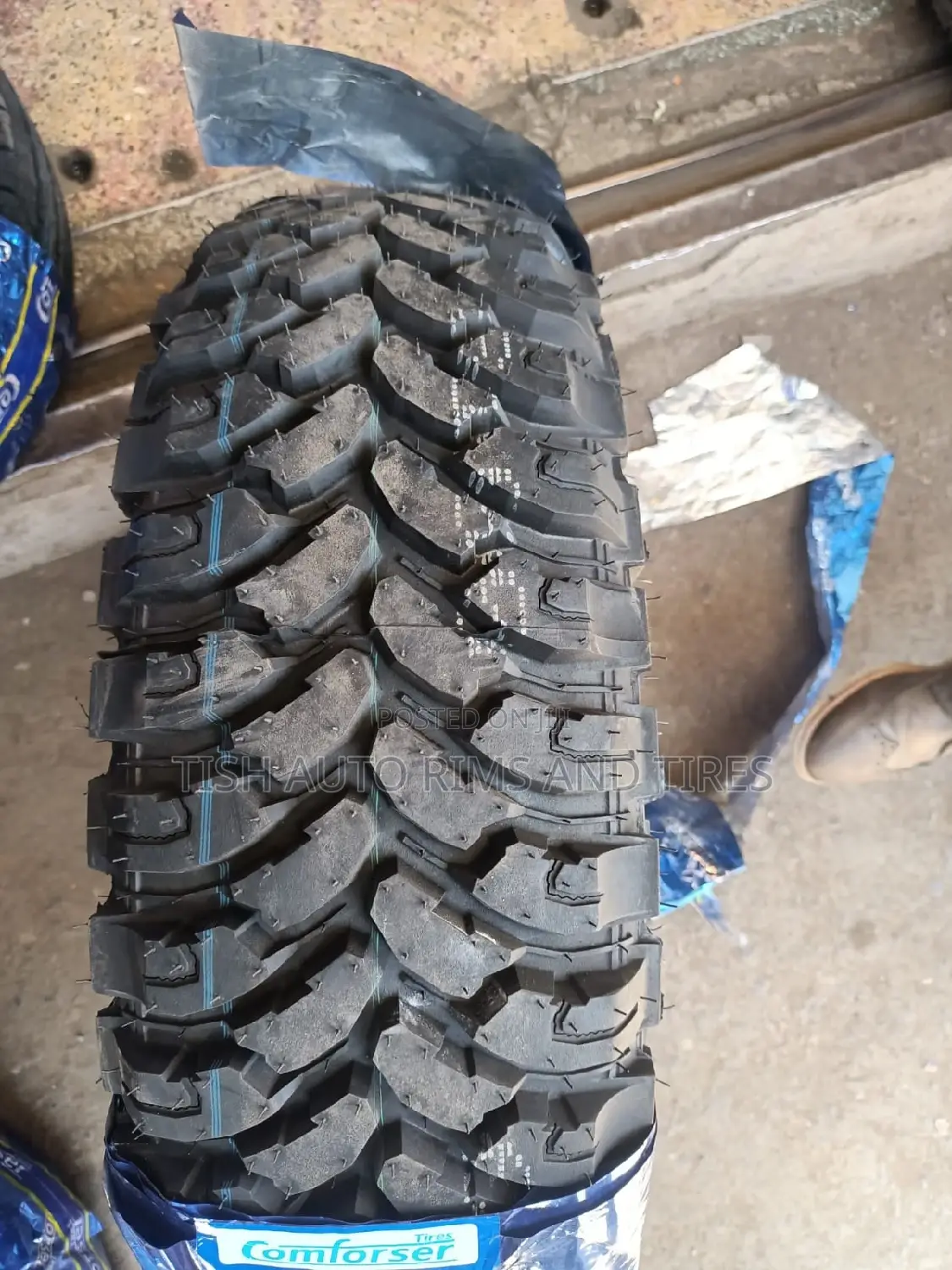 235/75r15 Comfoser CF 3000