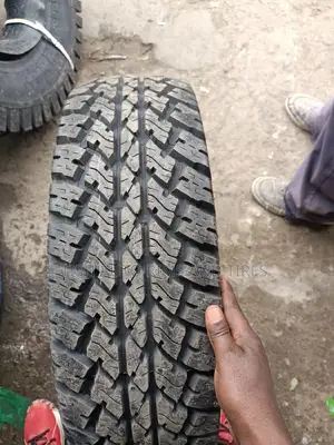 235/75 R15 Tirestar/Wanli