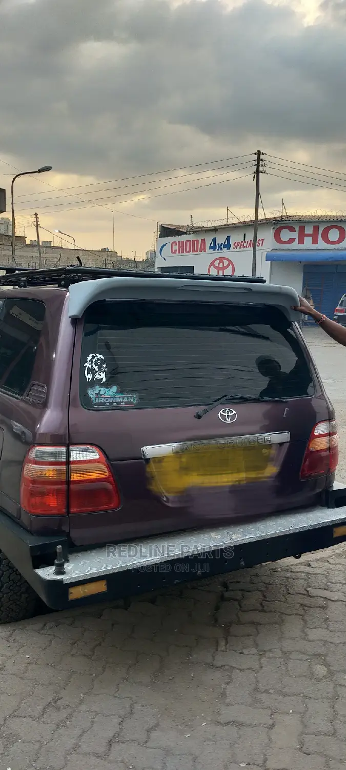 Landcruser 100 Series Spoiler