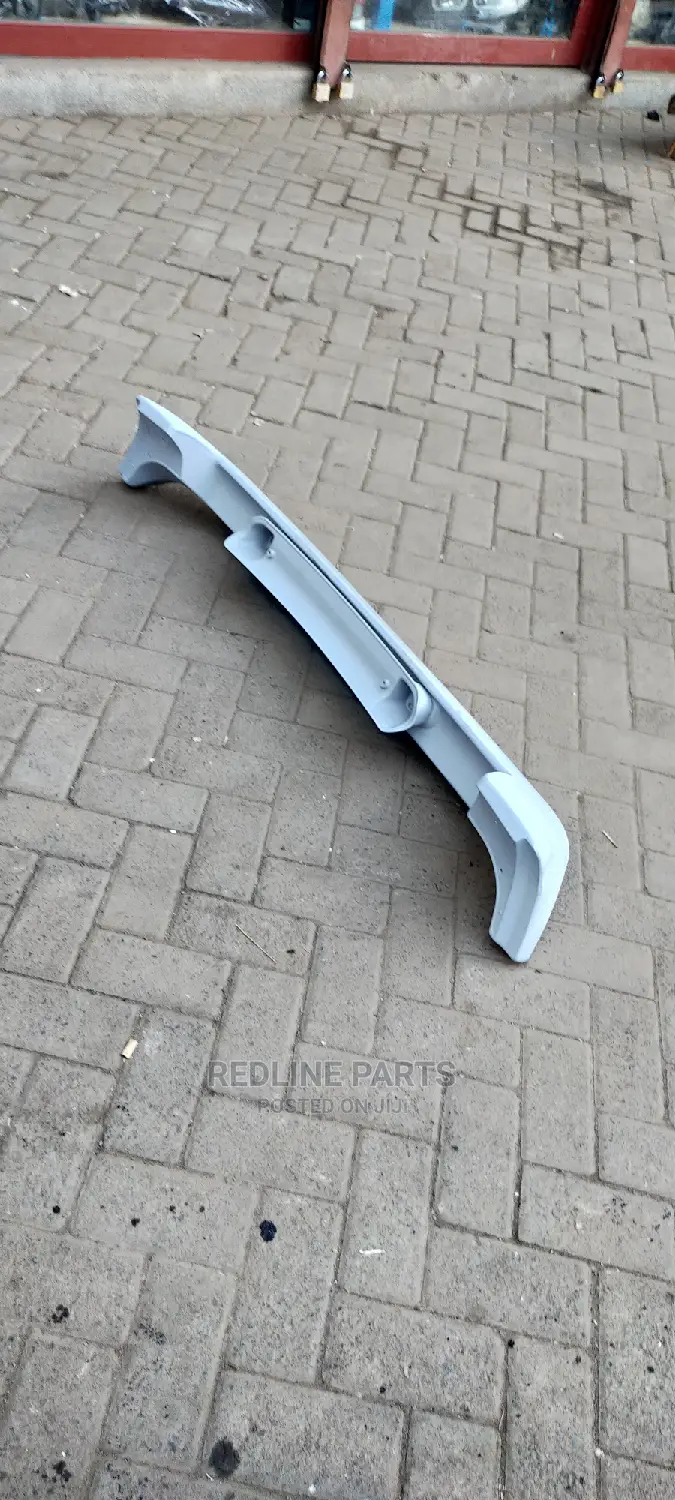 Landcruser 100 Series Spoiler