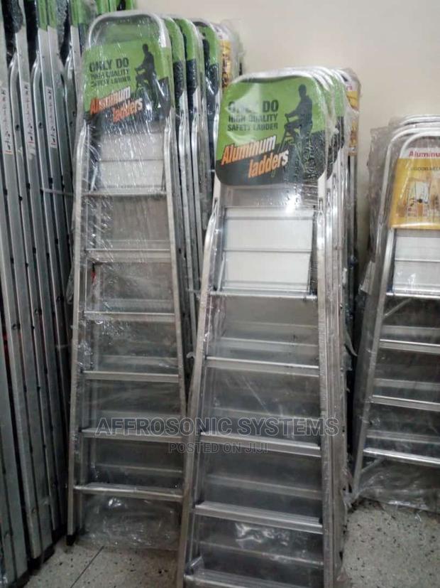 Folding Aluminium Ladders - thumbnail 3