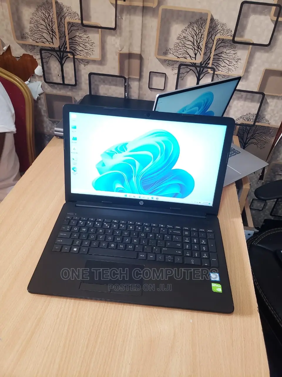 We Do Buy Dead and Working Laptops