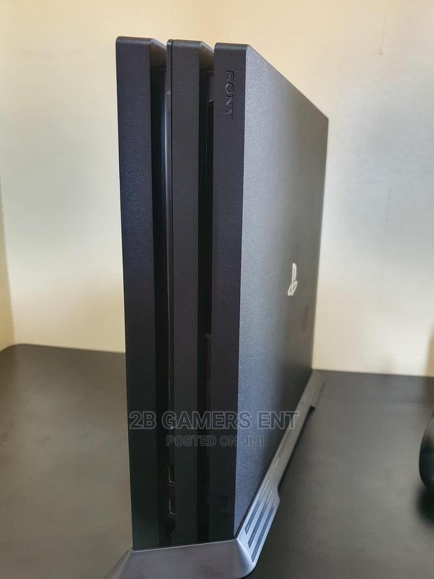 Ps4 Pro, Clean 1tb - thumbnail 3