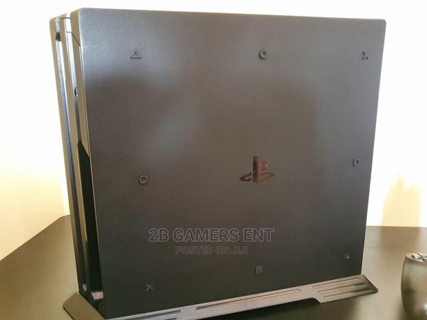 Ps4 Pro, Clean 1tb - thumbnail 4