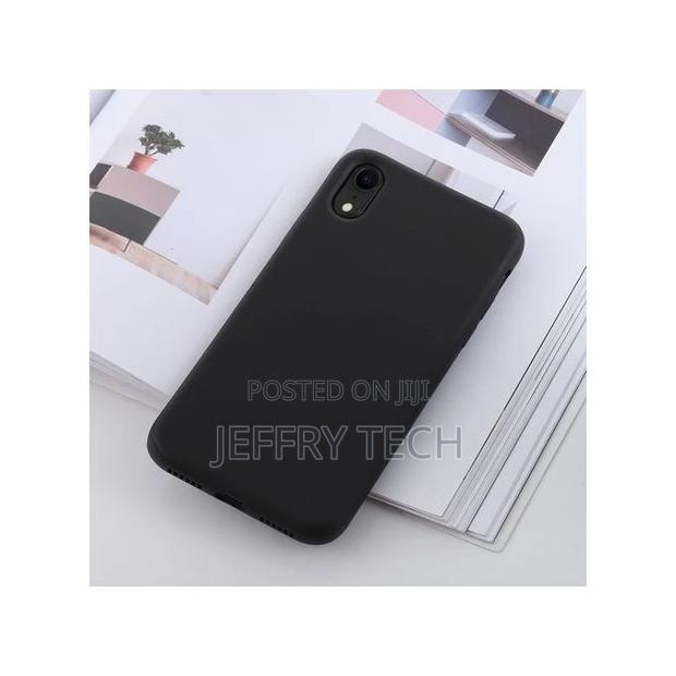iPhone Xr Silicone Black Case - main view