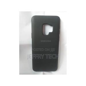 Samsung Galaxy S9 Silicone Case Black - thumbnail 2