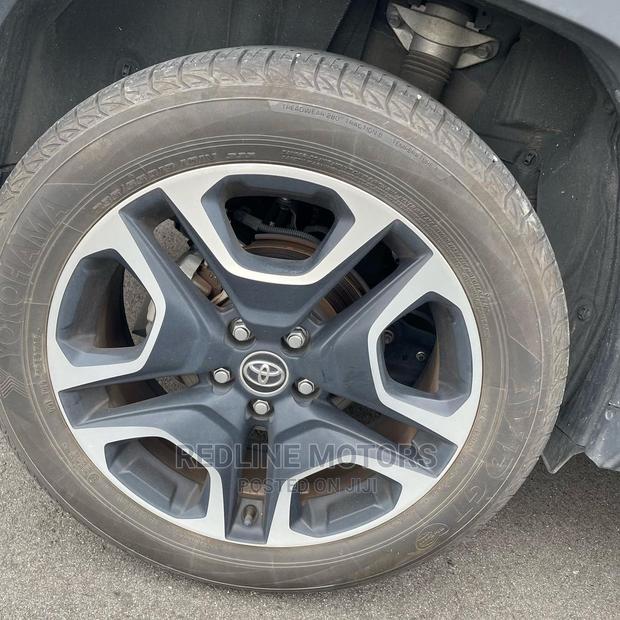 Toyota RAV4 Adventure AWD 2020 Black - thumbnail 3
