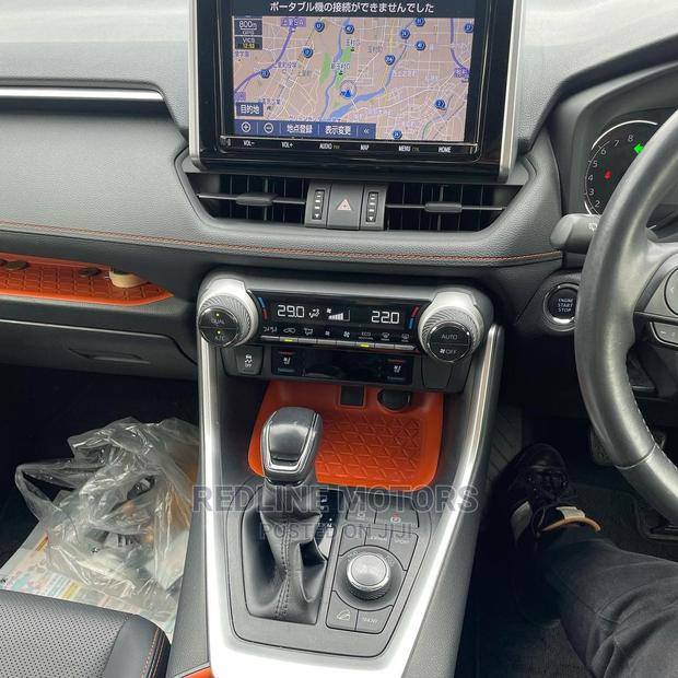 Toyota RAV4 Adventure AWD 2020 Black - thumbnail 6