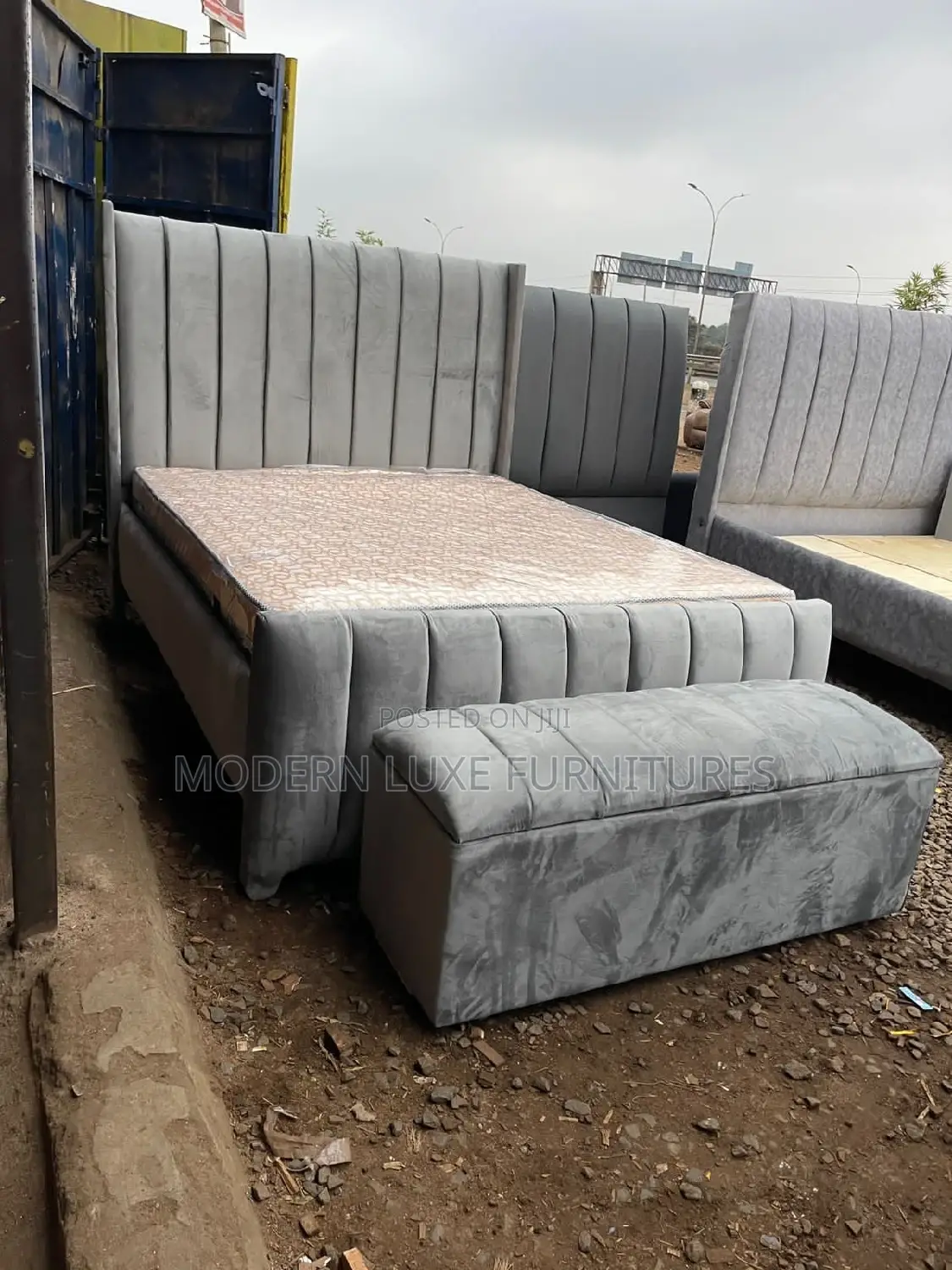 5/6 Fabric Bed