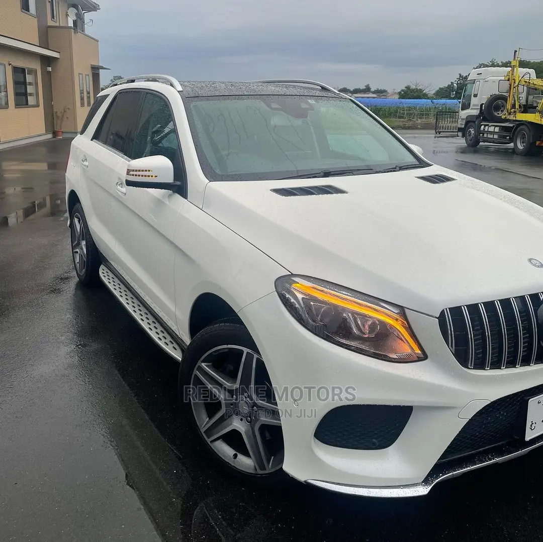 Mercedes-Benz GLE-Class 2017 White