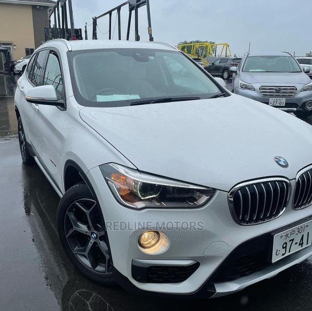 BMW X1 sDrive28i FWD 2017 White